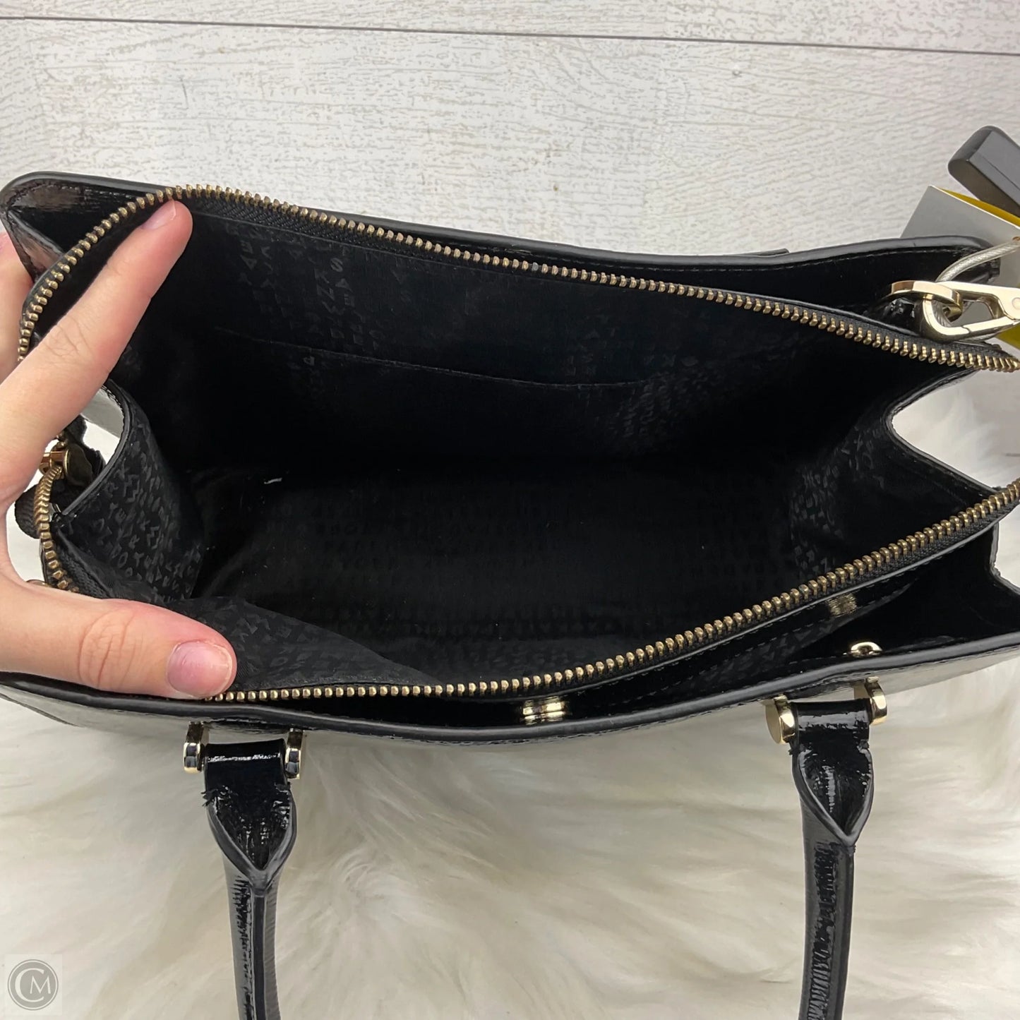 Crossbody Designer By Kate Spade, Size: Medium