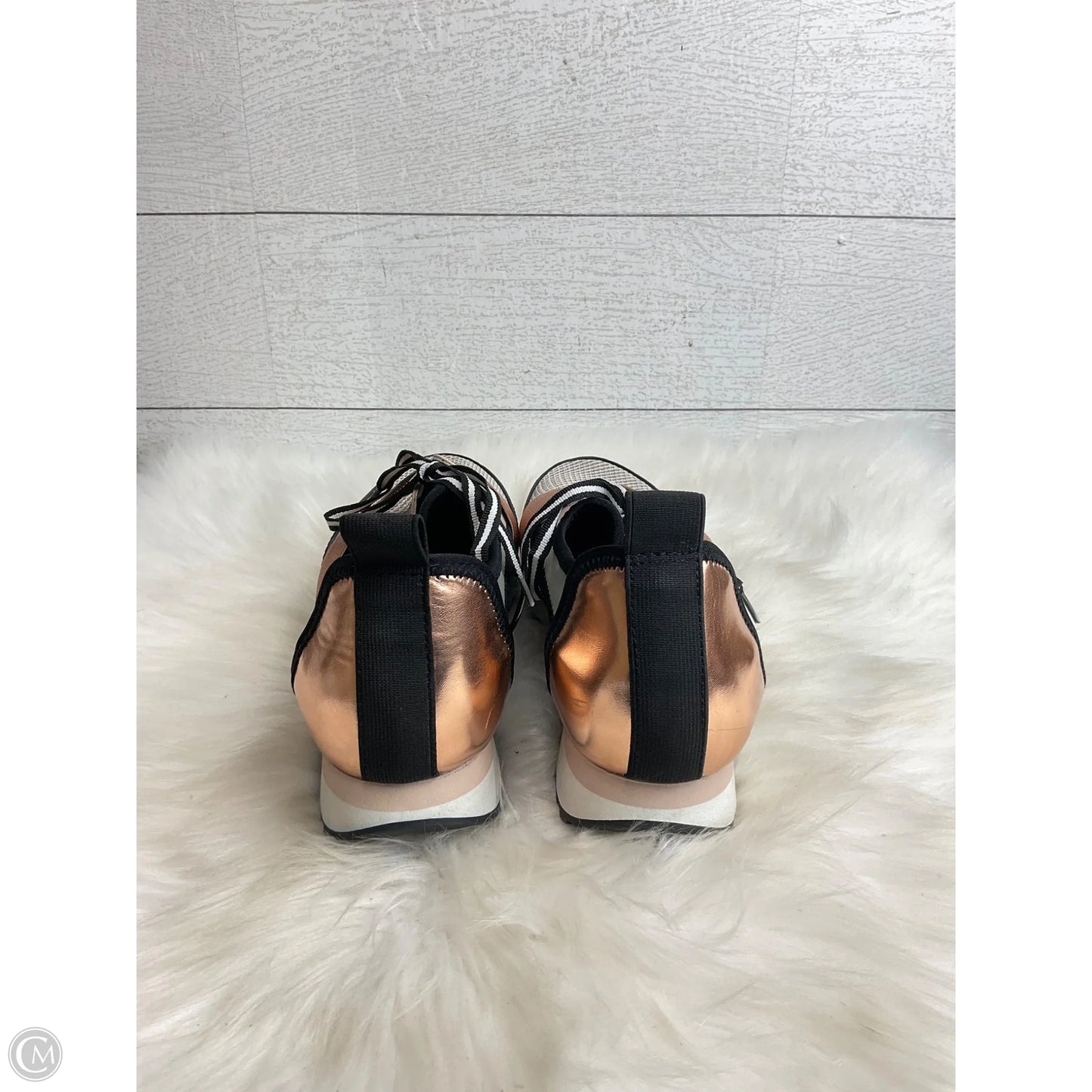 Shoes Sneakers By Steve Madden In Rose Gold, Size: 9.5
