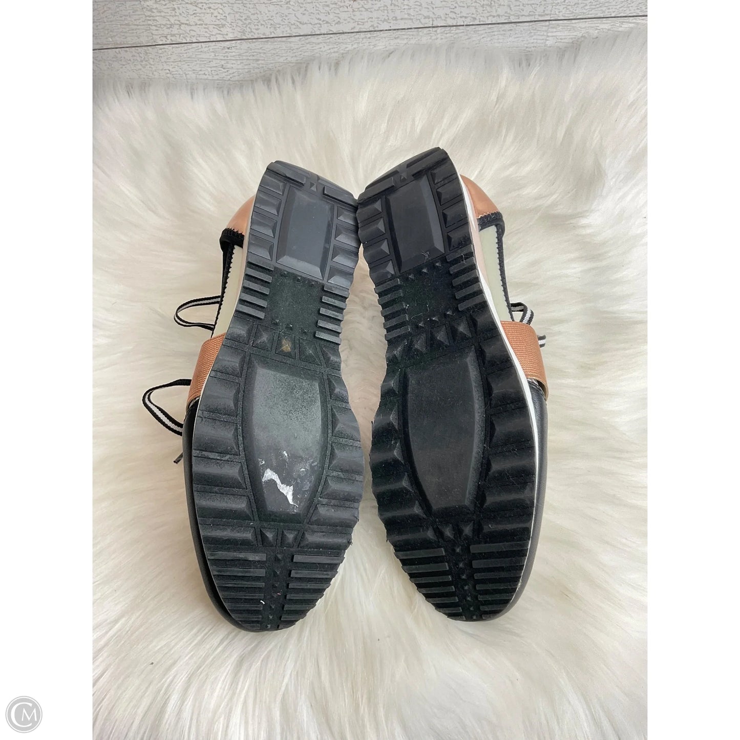 Shoes Sneakers By Steve Madden In Rose Gold, Size: 9.5