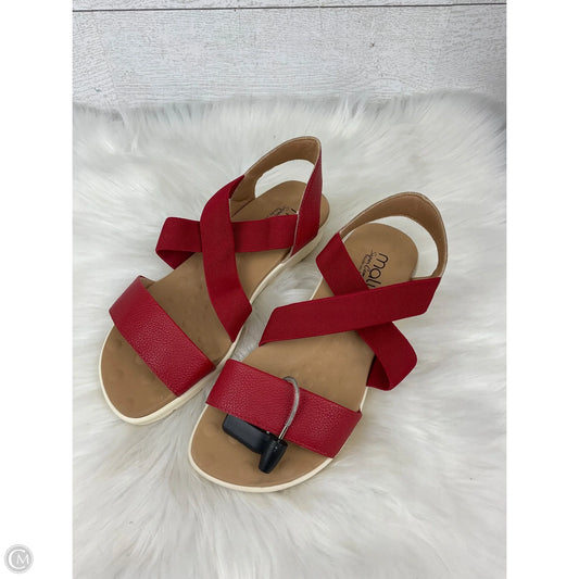 Sandals Flats By Clothes Mentor In Red, Size: 6