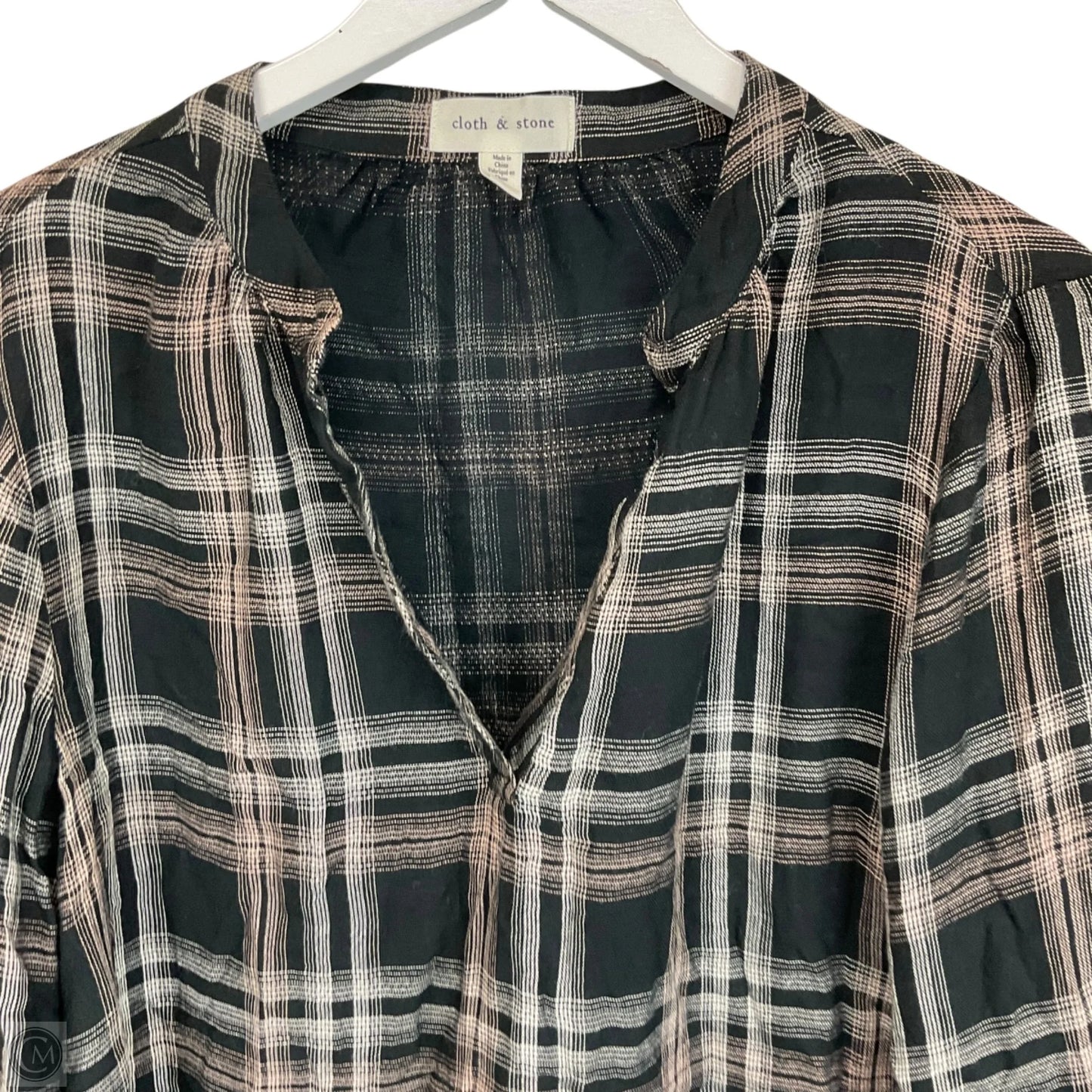 Top Long Sleeve By Cloth & Stone In Black, Size: L