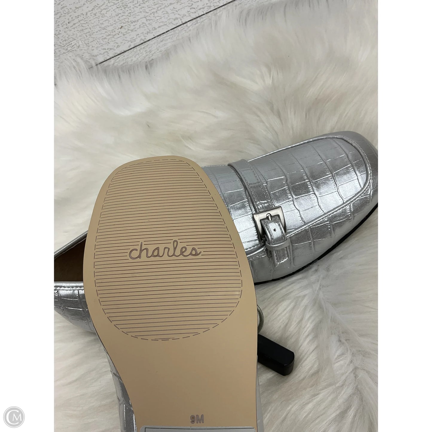 Shoes Flats By Charles By Charles David In Silver, Size: 9