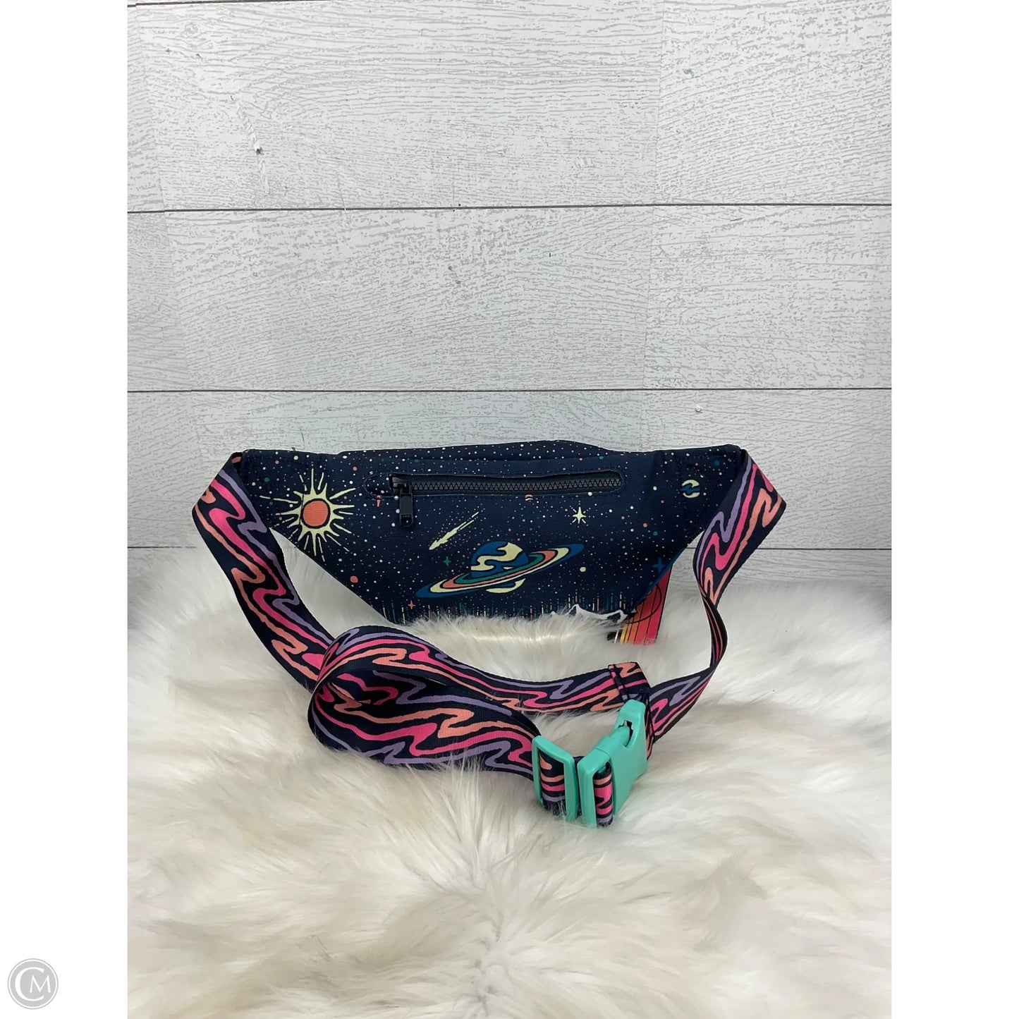 Belt Bag By Clothes Mentor, Size: Small