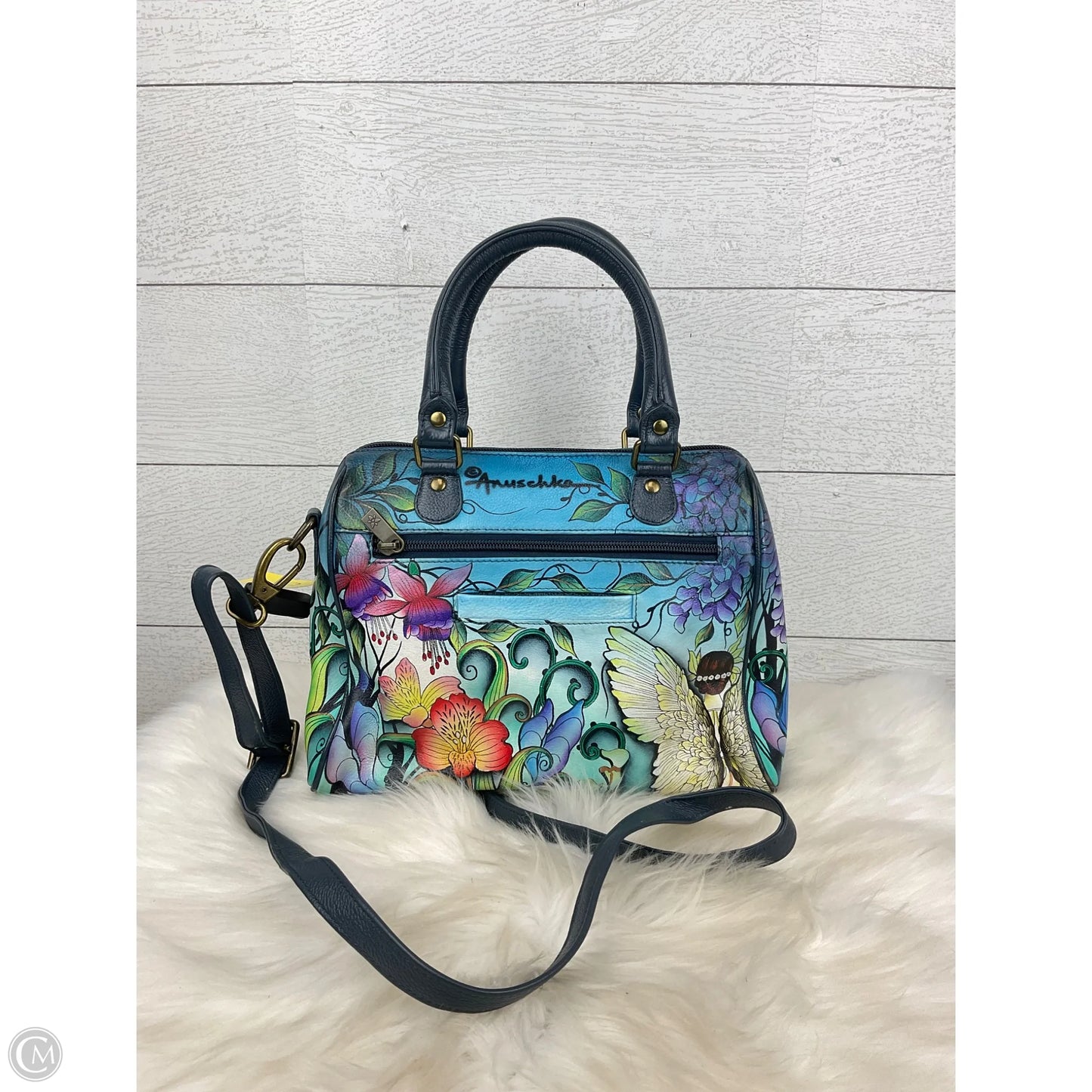 Crossbody By Anuschka, Size: Medium