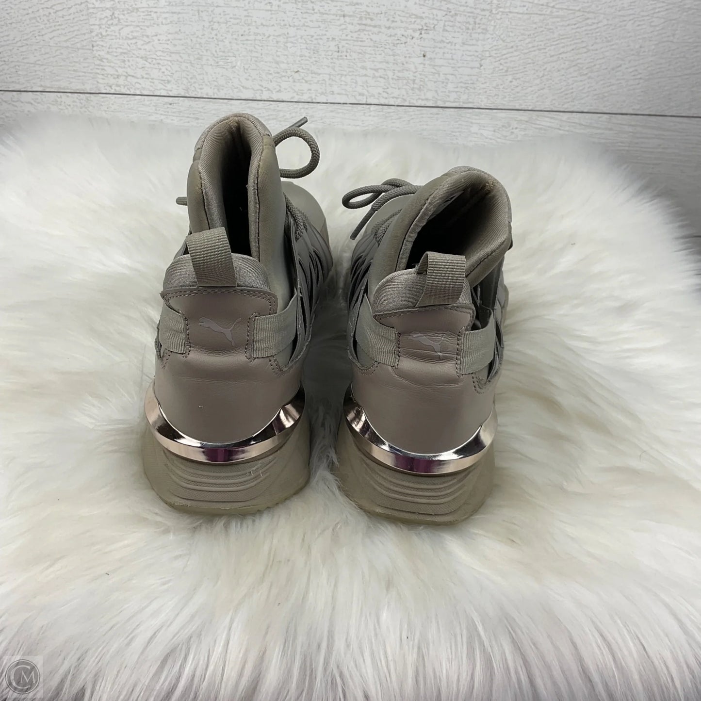 Shoes Athletic By Puma In Tan, Size: 9.5