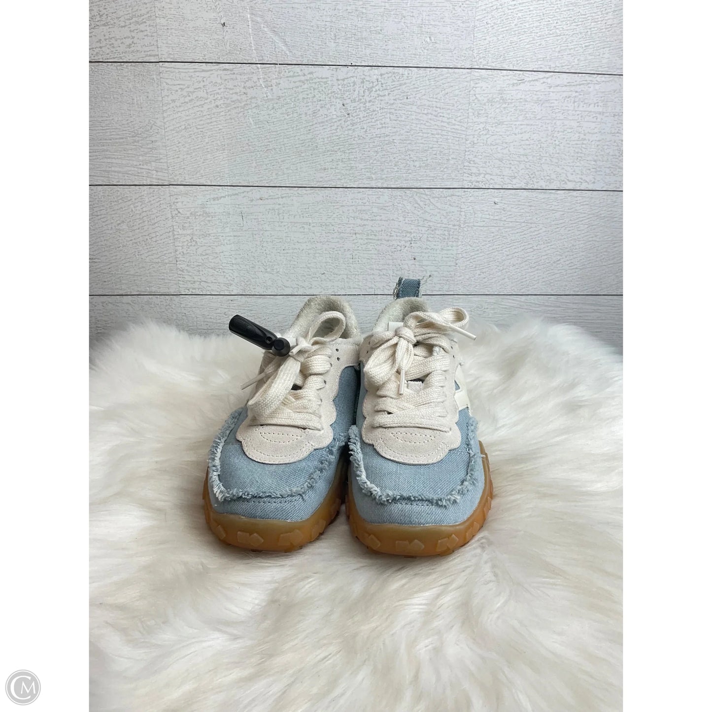 Shoes Designer By Kate Spade In Blue Denim, Size: 6.5