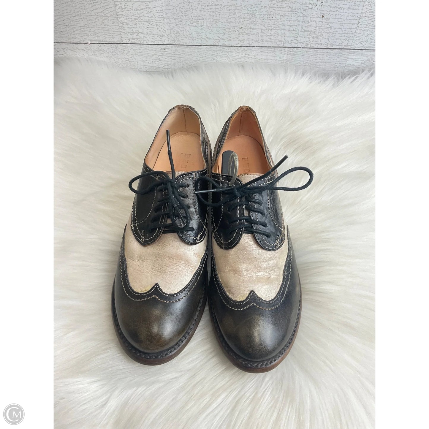 Shoes Sneakers By Bed Stu In Black & White, Size: 7