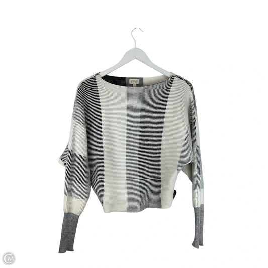Sweater By Clothes Mentor In Grey, Size: S
