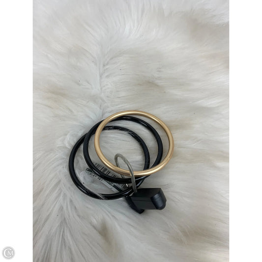 Bracelet Set By Clothes Mentor, Size: 3