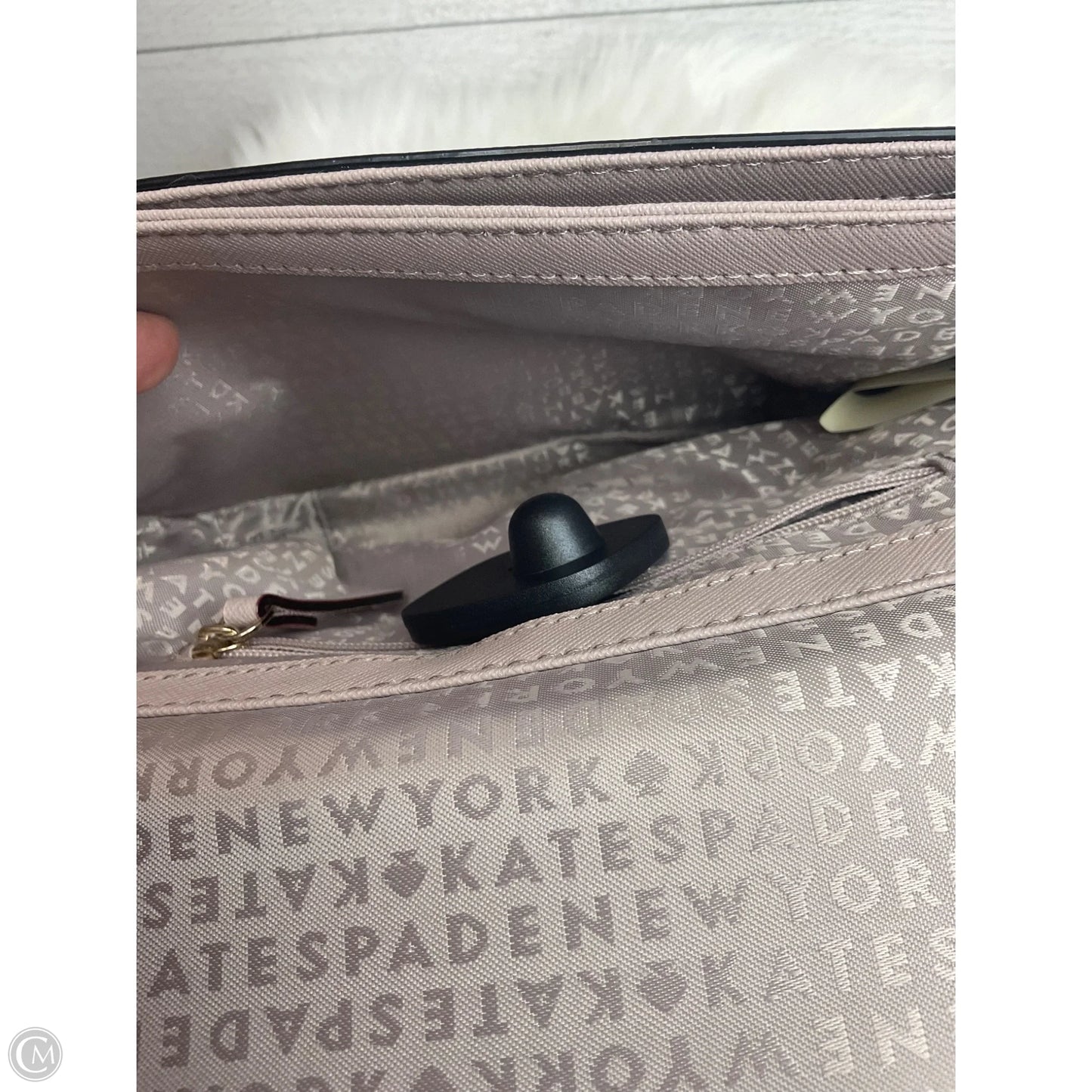 Crossbody Designer By Kate Spade, Size: Medium