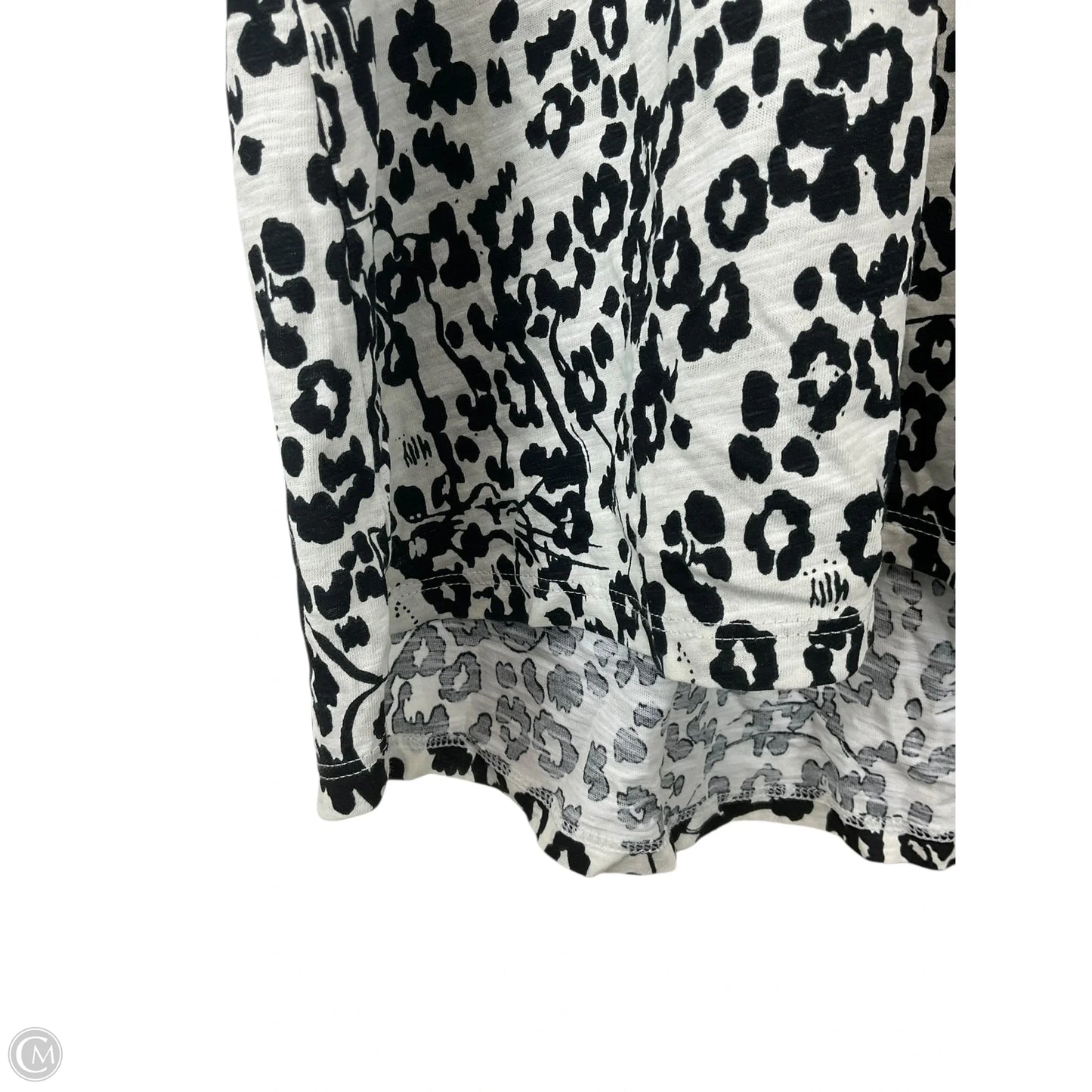 Top Short Sleeve Designer By Lilly Pulitzer In Animal Print, Size: L