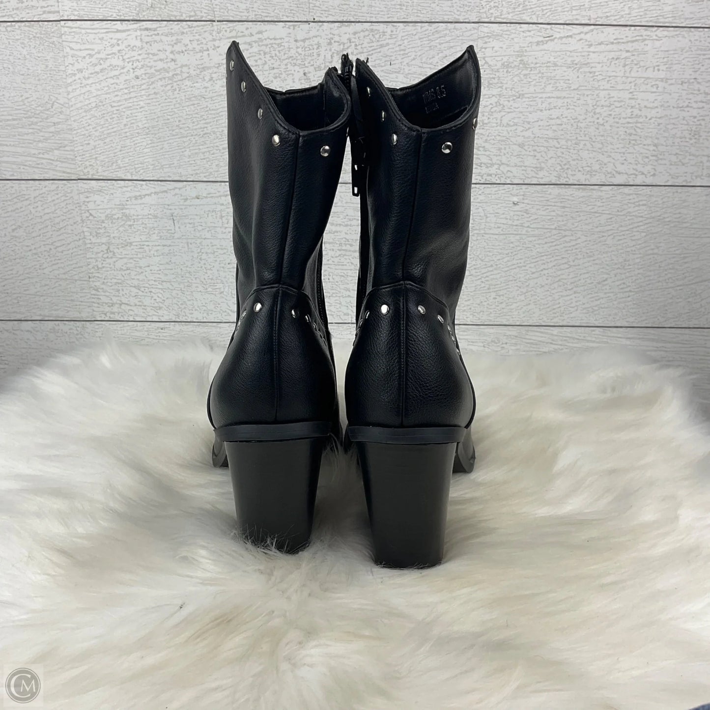 Boots Ankle Flats By Dolce Vita In Black, Size: 8.5