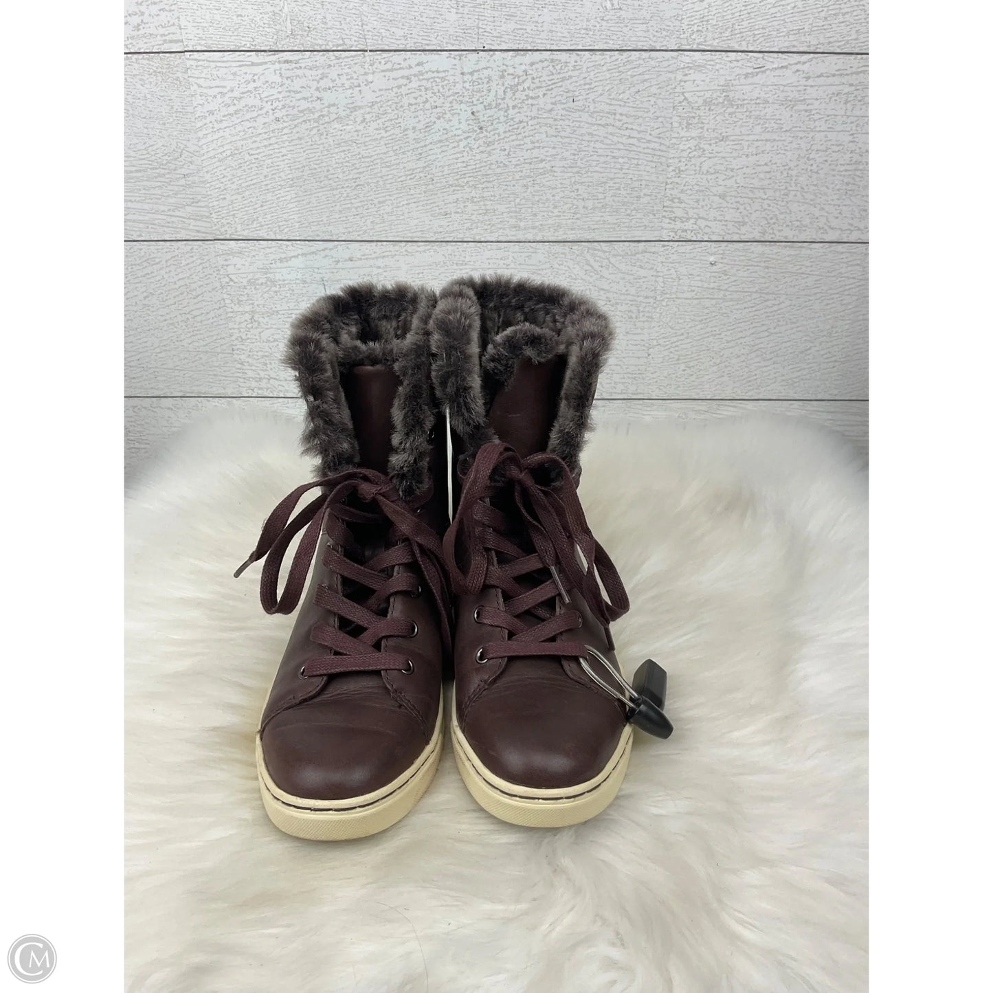 Boots Designer By Ugg In Brown, Size: 6.5