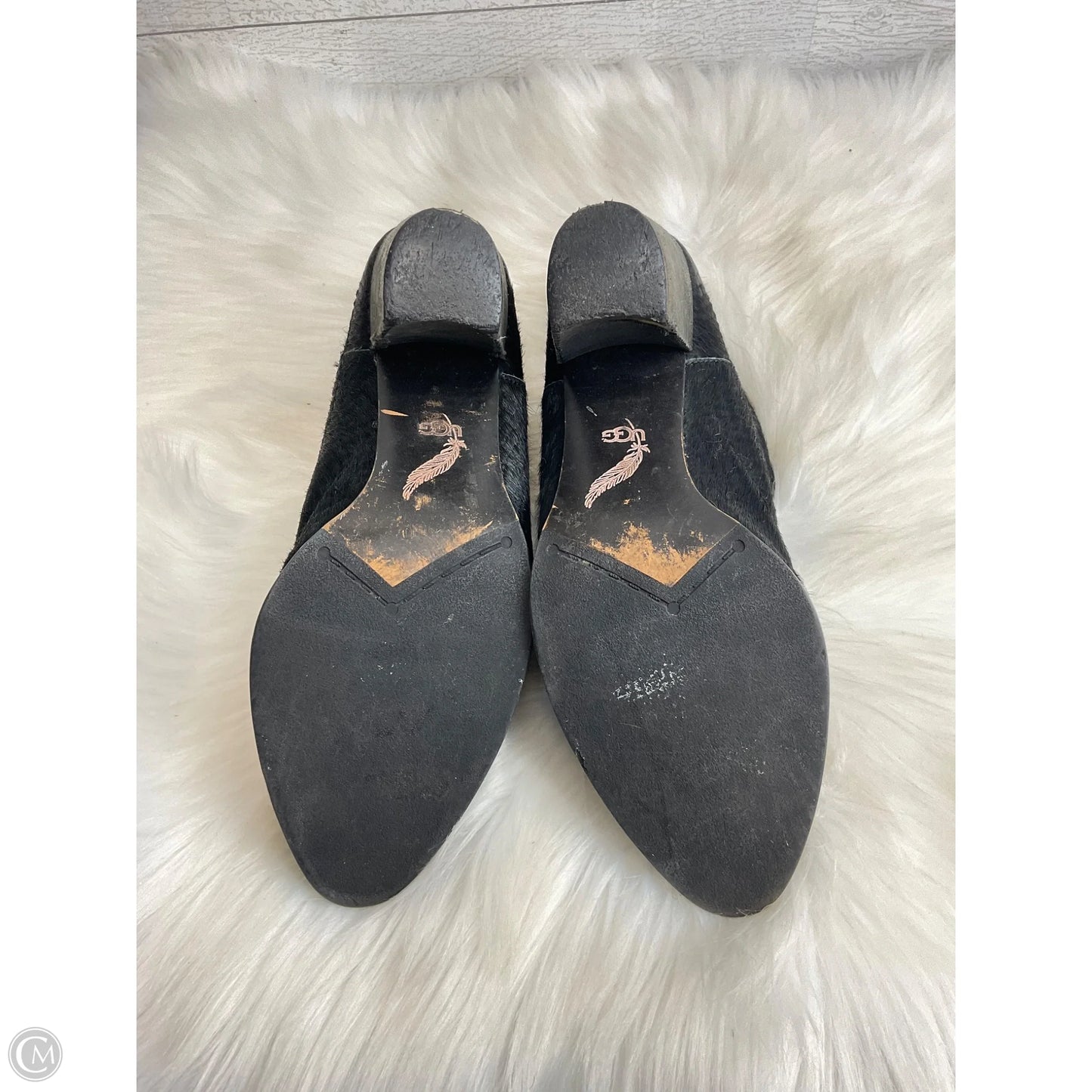 Boots Designer By Ugg In Black, Size: 8