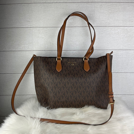 Handbag designer By Michael Kors  Size: Medium