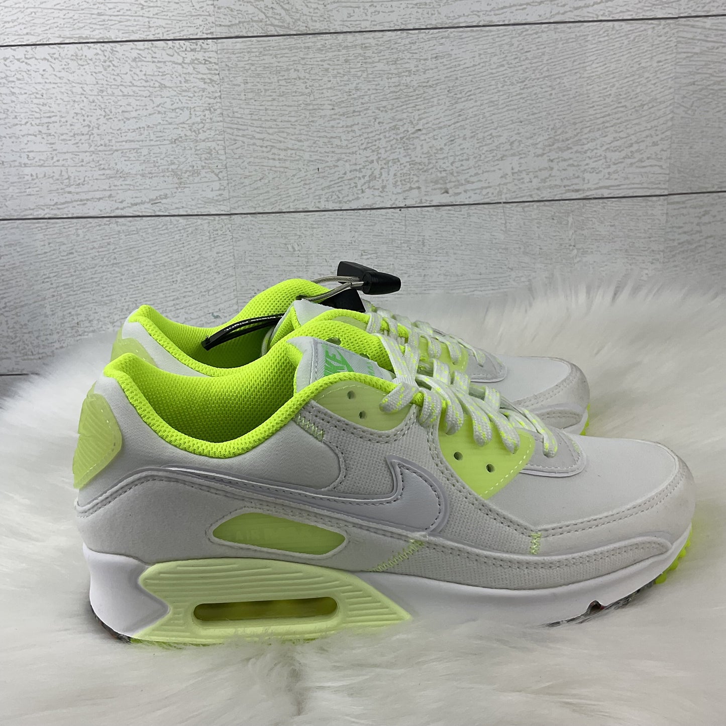Shoes Athletic By Nike  Size: 9