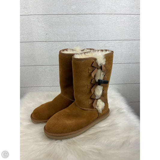 Boots Designer By Ugg In Brown, Size: 9