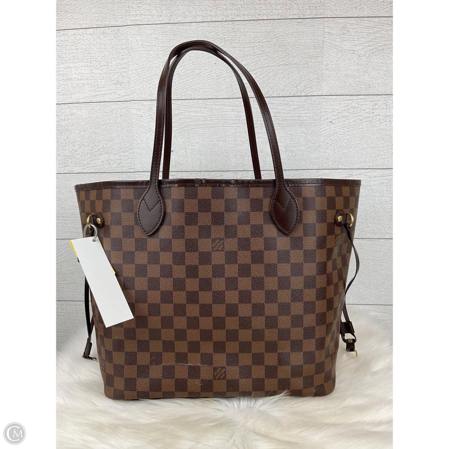 Handbag Luxury Designer By Louis Vuitton, Size: Medium