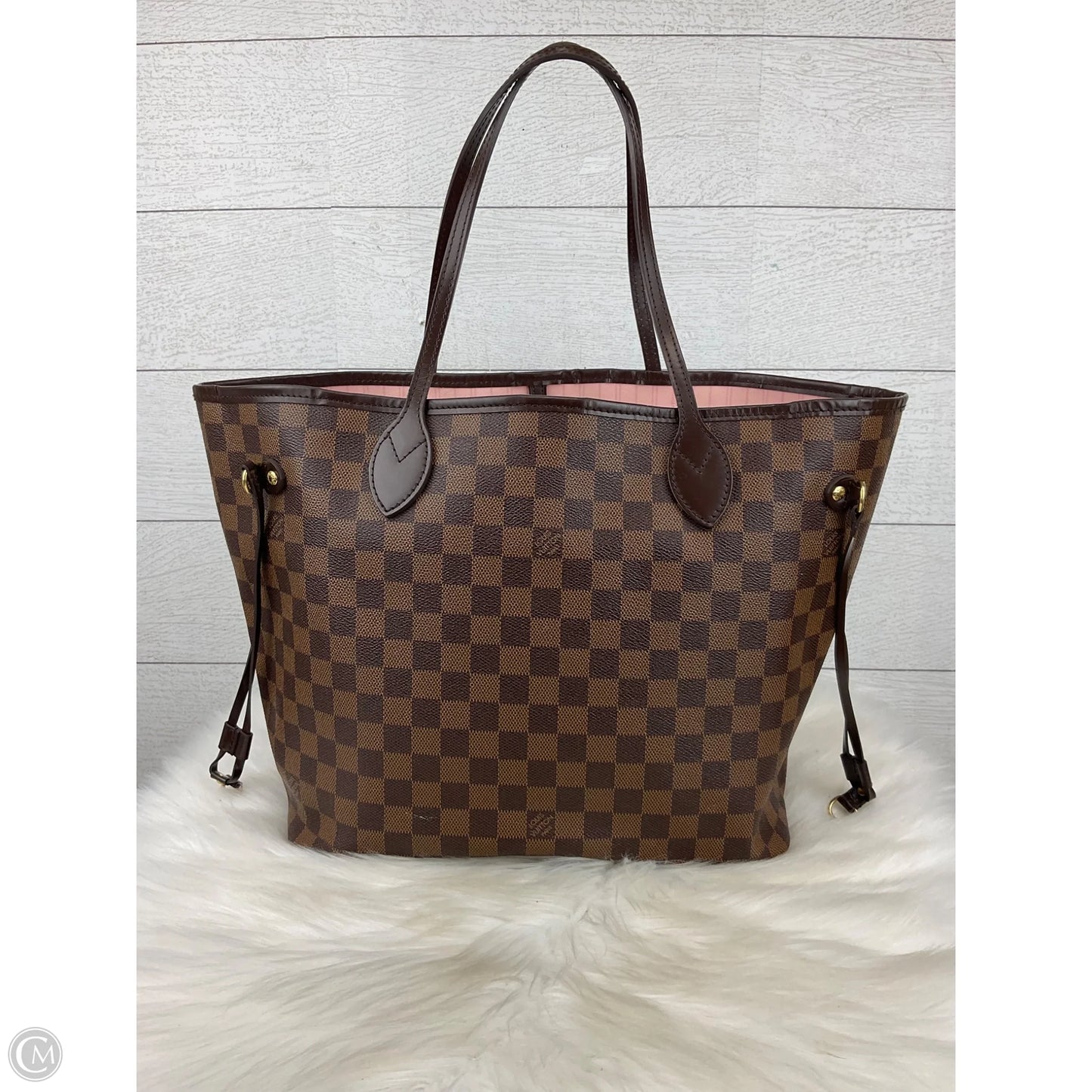 Handbag Luxury Designer By Louis Vuitton, Size: Medium