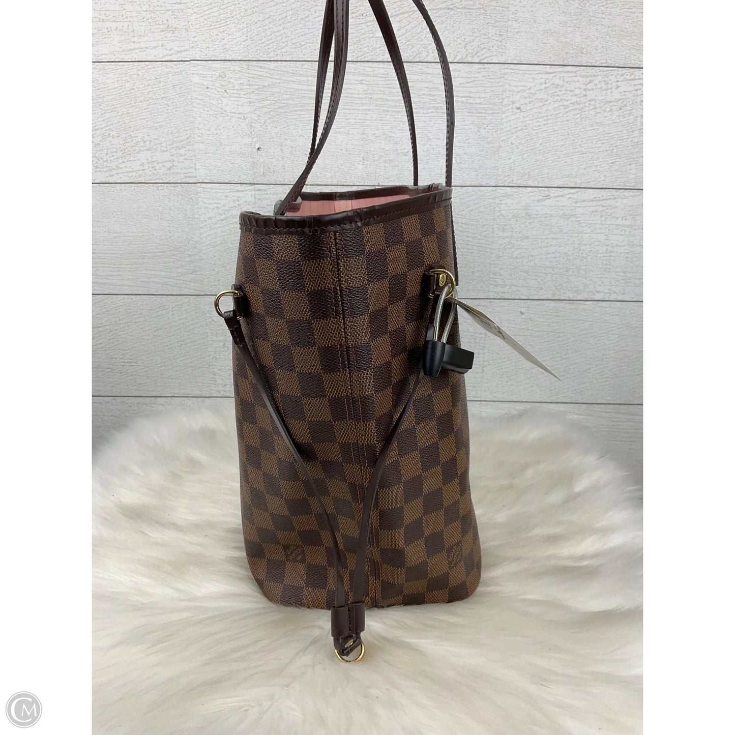 Handbag Luxury Designer By Louis Vuitton, Size: Medium