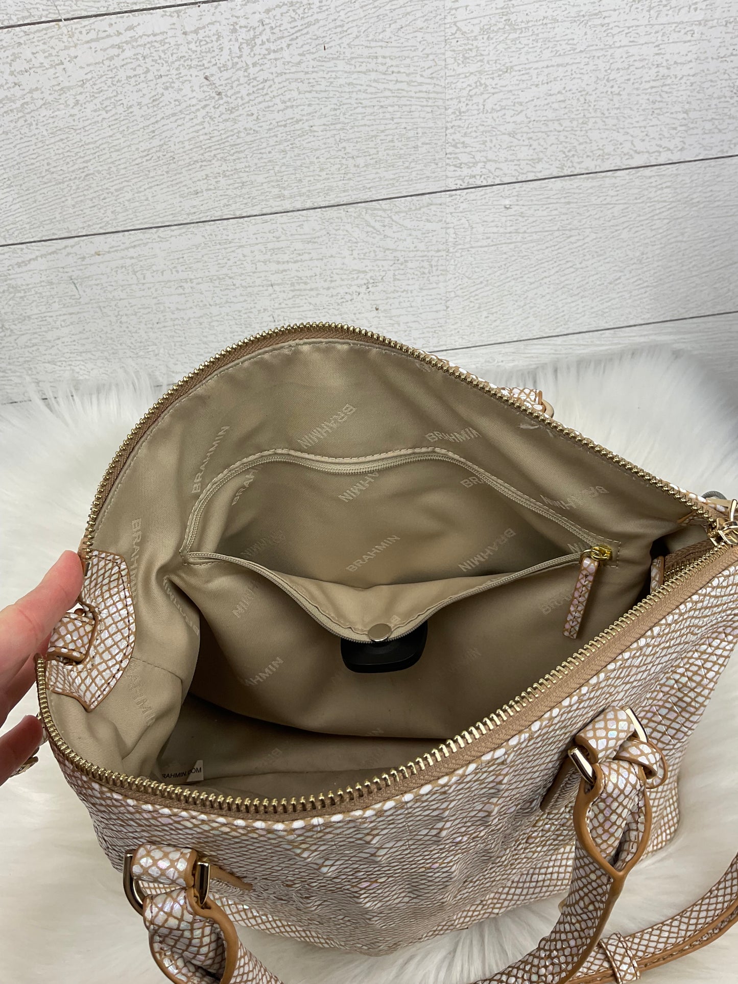 Handbag Designer By Brahmin, Size: Medium