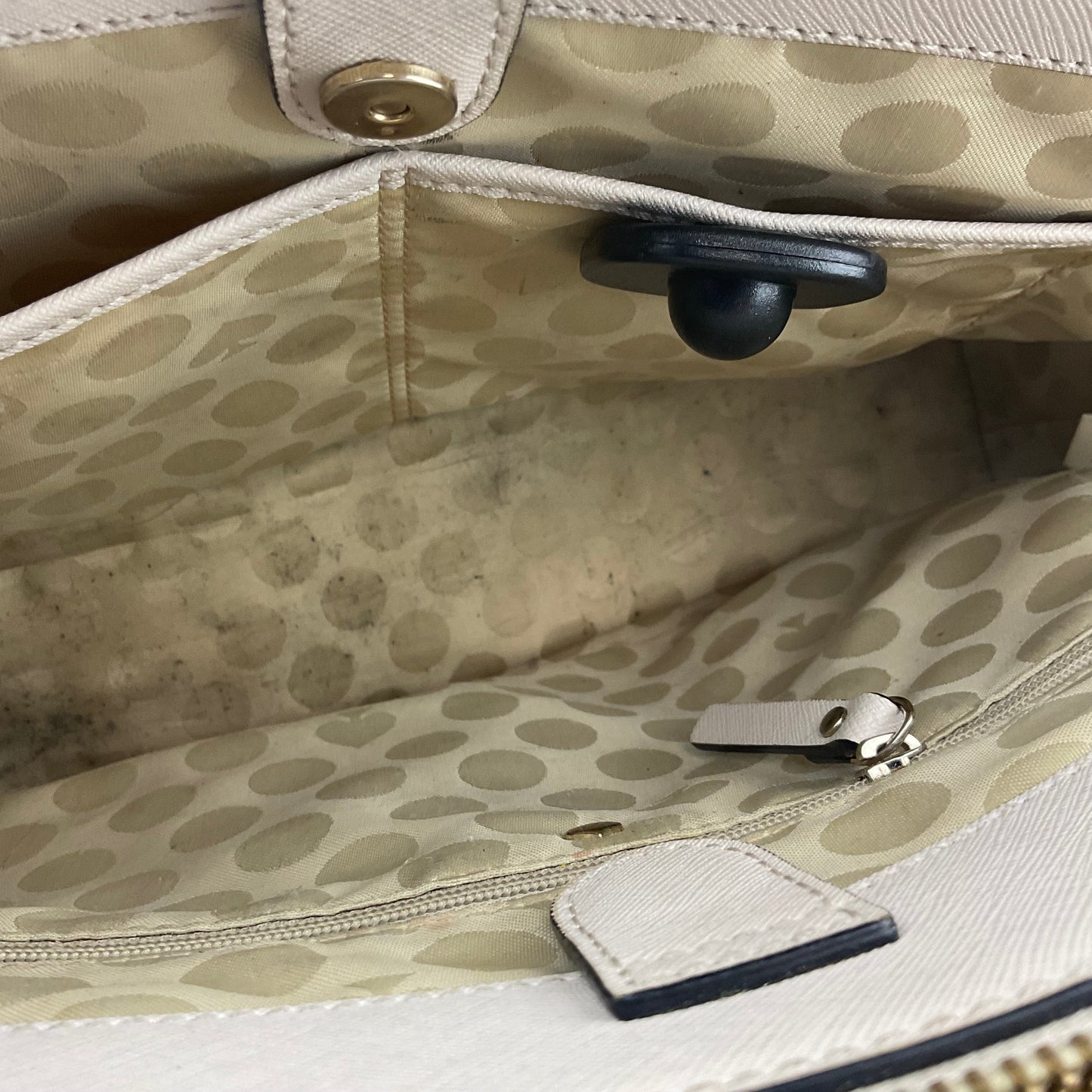 Handbag Designer By Kate Spade, Size: Medium