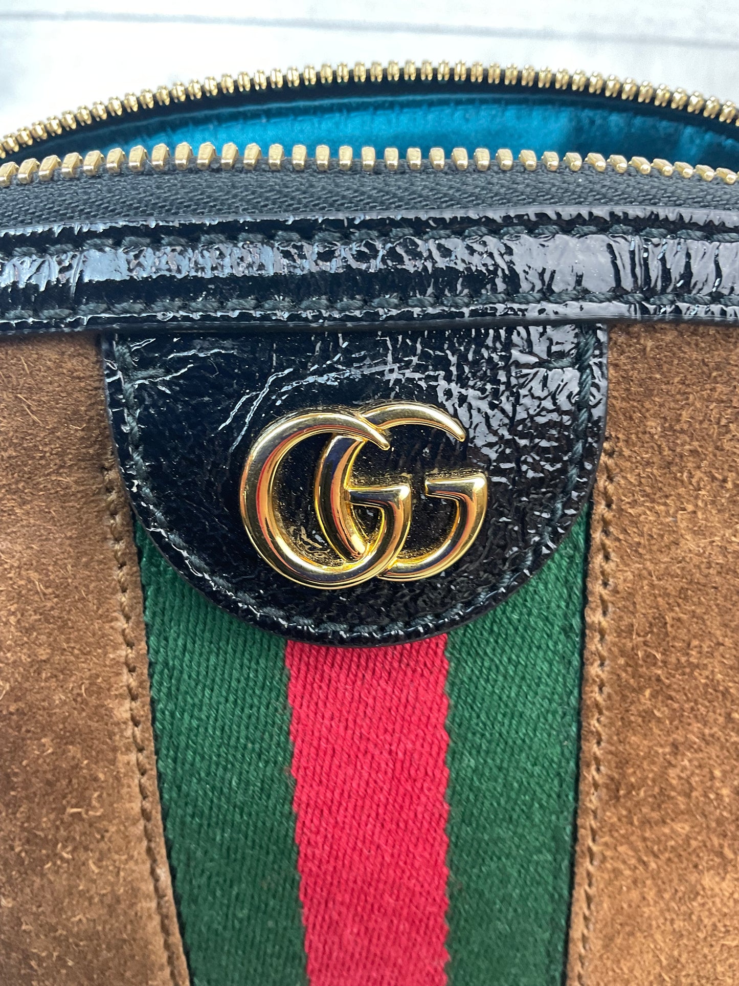 Crossbody Luxury Designer By Gucci, Size: Small