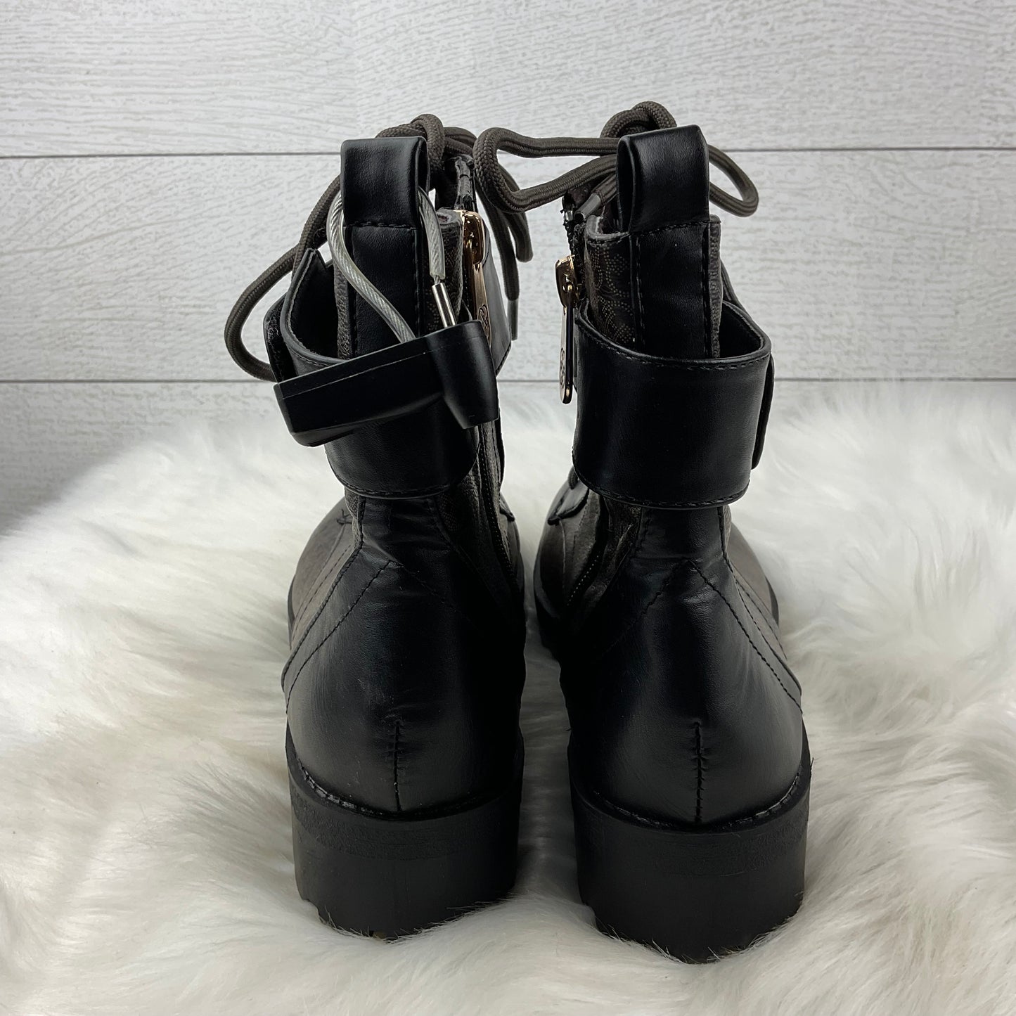 Boots Ankle Heels By Daisy Fuentes  Size: 7.5