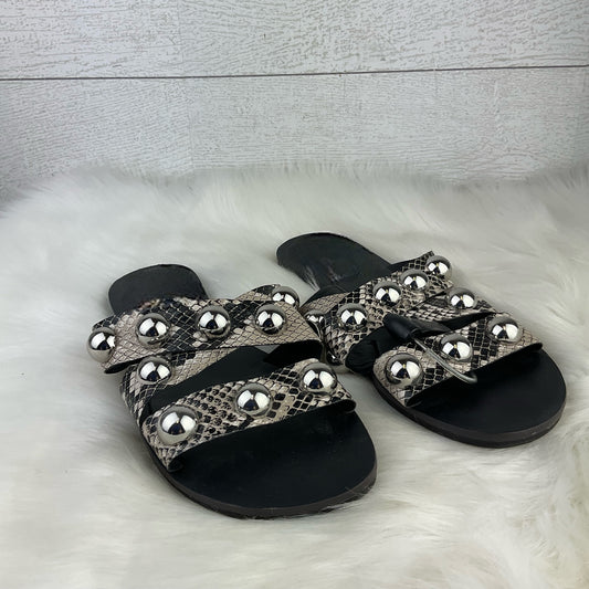Sandals Flip Flops By Marc Fisher  Size: 9
