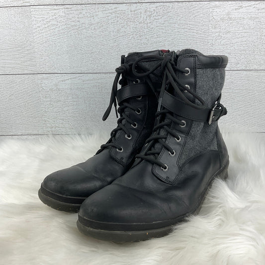 Boots Combat By Ugg  Size: 11