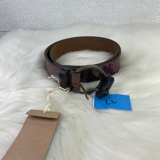 Belt By Clothes Mentor  Size: 01 Piece