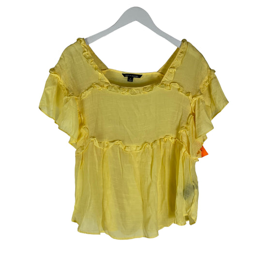 Top Short Sleeve By Zac And Rachel  Size: S